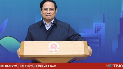 Prime Minister Pham Minh Chinh works with the Executive Committee of the Government Youth Union.