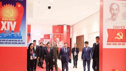 14. Parti Kongresi için organizasyon çalışmalarının genel provası.