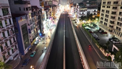 [Imagen] El paso subterráneo Kim Dong-Giai Phong se prepara para su apertura, aliviando la presión del tráfico en la entrada sur.