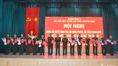 จังหวัด Khánh Hòa มีอำนาจในการแต่งตั้งและมอบหมายผู้บัญชาการกองบัญชาการทหารระดับตำบล/หมู่บ้าน