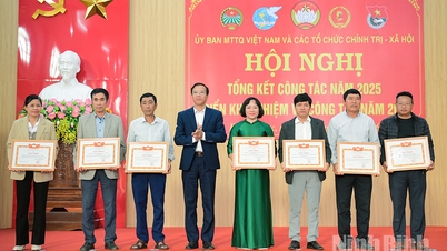 Výbor Vietnamské vlasti obce Khanh Nhac realizuje práci Vlastenecké fronty a politicko-společenských organizací v roce 2026.