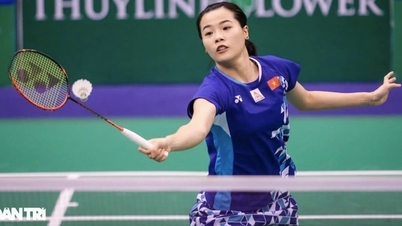 Nguyen Thuy Linh beseiret den tidligere verdensmesteren i den indiske badmintonturneringen.