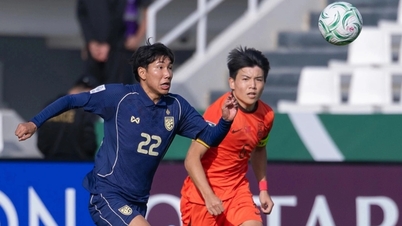 แฟนบอลชาวไทยตะโกนชื่อทีมชาติเวียดนาม U23 เมื่อทีมของตนตกรอบ