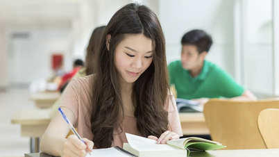 Bilakah masa terbaik untuk belajar bagi peperiksaan IELTS supaya anda tidak membazirkan wang atau zaman kanak-kanak anda?