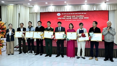 Bac Ninh gewinnt 5 Auszeichnungen vom vietnamesischen Verband der Literatur- und Kunstvereinigungen.