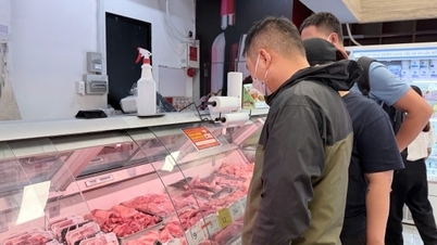 Ho-Chi-Minh-Stadt: Auf dem Lebensmittelmarkt herrscht vor dem chinesischen Neujahr Hochbetrieb.