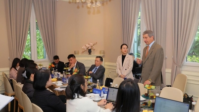 Vietnam in the process of ASEAN's economic transformation and development.