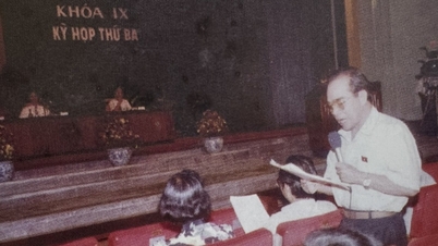 หมอ Y Ngông Niê Kđăm - เจ้าของสถิติเป็นสมาชิกรัฐสภามาเป็นเวลา 51 ปี