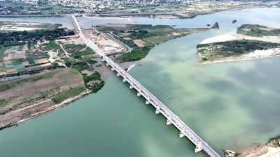Quang Ngai: A barragem do rio Tra Khuc, orçada em 1,5 trilhão de VND, deverá ser aberta ao tráfego até o final de janeiro de 2026.