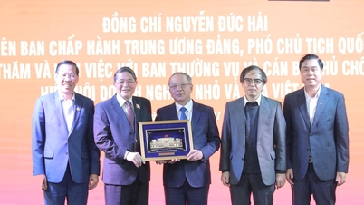 Phó Chủ tịch Quốc hội Nguyễn Đức Hải thăm, làm việc với lãnh đạo chủ chốt Hiệp hội doanh nghiệp nhỏ và vừa Việt Nam