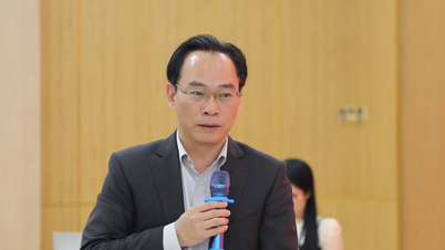 Die Wähler nominierten einstimmig den Direktor der Vietnam National University, Hanoi, Hoang Minh Son, als Kandidaten für die 16. Nationalversammlung.