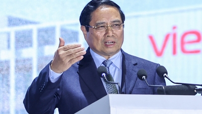 Thủ tướng: Chọn con đường khó nhưng bền vững là từng bước làm chủ công nghệ lõi