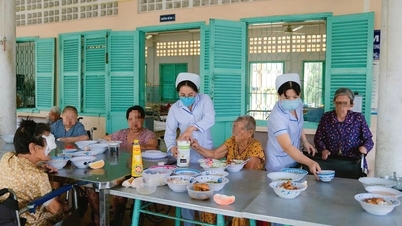 Những bệnh nhân nào ở TP.HCM được hỗ trợ tiền ăn, cao nhất đến 170.000 đồng/ngày?