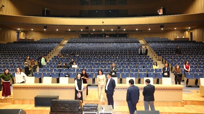 ถ่ายทอดสดคอนเสิร์ต "การประสานมรดก - บทเพลงแห่งฤดูใบไม้ผลิ" ในช่วงเย็นของวันที่ 17 มกราคม