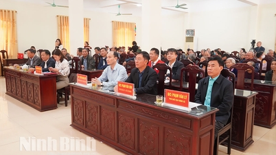 สภากาชาดตำบลน้ำตรุกได้แจกของขวัญเทศกาลตรุษจีนให้แก่ครัวเรือนยากจน 111 ครัวเรือนในพื้นที่