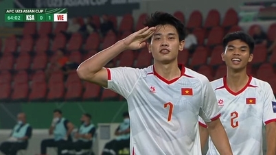 Dinh Bacs Tor wurde für das beste Tor der Gruppenphase bei der U23-Asienmeisterschaft nominiert.