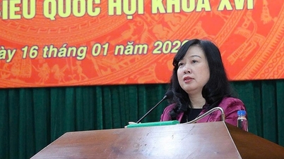 100% dos eleitores do Ministério da Saúde concordaram unanimemente em nomear a Ministra Dao Hong Lan como candidata à 16ª Assembleia Nacional.