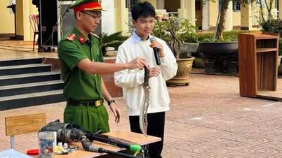 การจำลองการพิจารณาคดีเกี่ยวกับอาวุธและดอกไม้ไฟสำหรับนักเรียนโรงเรียนมัธยมปลายฟานดังลู