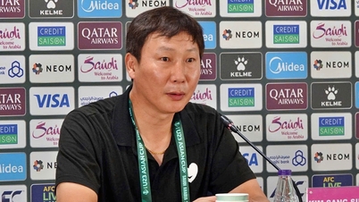 Antrenorul Kim Sang Sik dezvăluie tacticile care au ajutat echipa Vietnam U23 să câștige.