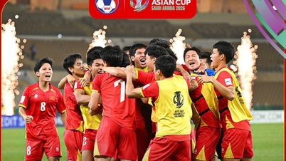 Tim U23 Vietnam menerima penghargaan besar dari VFF karena berhasil mencapai semifinal Asia untuk kedua kalinya.