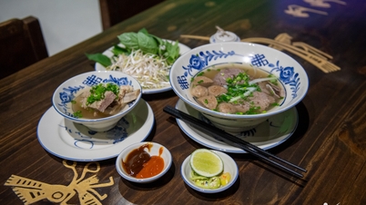 Bên trong bảo tàng phở đầu tiên tại Việt Nam có gì khiến du khách tò mò?