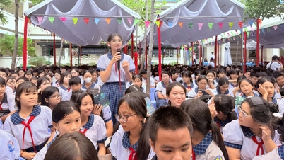 Phu Quoc: Capacitando estudantes com habilidades de prevenção de sequestros online.