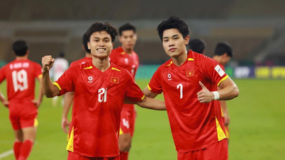 ប្រព័ន្ធផ្សព្វផ្សាយកូរ៉េសរសើរ «មន្តអាគម» របស់គ្រូបង្វឹក Kim Sang-sik