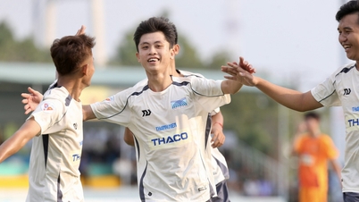 Cú đúp đầu tiên ở vòng loại Tây Nam bộ TNSV THACO cup 2026, tác giả thần tượng Neymar