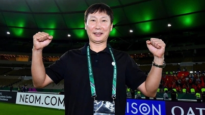 베트남 U23 대표팀이 준결승 상대를 기다리는 가운데, 김상식 감독은 쌀국수가 간절히 먹고 싶어한다.