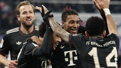 Náhradník Olise zazářil, když Bayern Mnichov rozdrtil RB Lipsko.