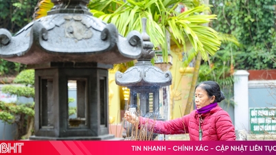 Chrám zasvěcený lady Chế Thắng, Nguyễn Thị Bích Châu, je připraven přivítat návštěvníky během lunárního Nového roku koně (Bính Ngọ).