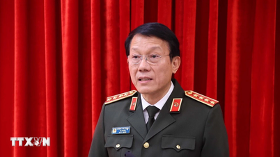 Генерал Луонг Там Куанг: Народная полиция активно создает и развивает.