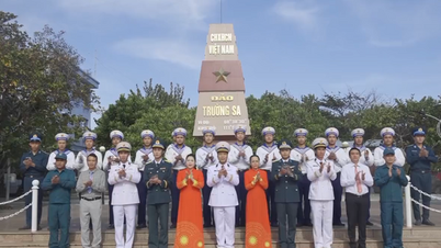 จากหมู่เกาะตรวงสาอันเป็นที่รักยิ่งของเรา ทั้งทหารและพลเรือนขอส่งความปรารถนาดีให้การประชุมใหญ่พรรคครั้งที่ 14 ประสบความสำเร็จอย่างงดงาม