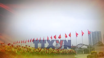 پارٹی کی 13ویں قومی کانگریس پر نظر دوڑائیں۔