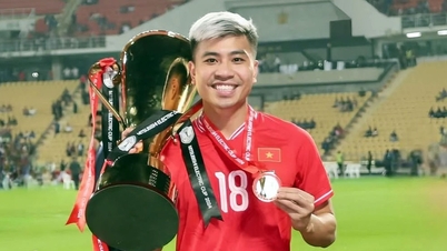 Atacante da seleção vietnamita se junta ao Ho Chi Minh City Police FC.