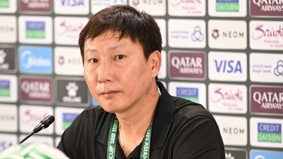 Entrenador Kim Sang Sik: Esperando que Vietnam Sub-23 se enfrente a Corea del Sur en la final del Campeonato Asiático Sub-23.