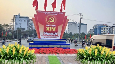 Rực rỡ cờ hoa chào mừng Đại hội Đảng toàn quốc lần thứ XIV