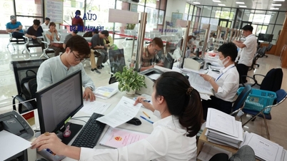 ตั้งแต่วันที่ 1 กรกฎาคมเป็นต้นไป หมายเลขประจำตัวประชาชนจะถูกใช้เป็นรหัสประจำตัวสำหรับบันทึกข้อมูลอิเล็กทรอนิกส์ของเจ้าหน้าที่ ข้าราชการ และพนักงานของรัฐ