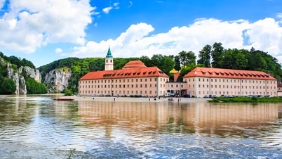 Weltenburg Manastırı ve yaklaşık 1000 yıllık Alman bira lezzeti.