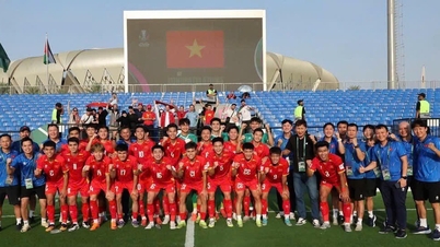 A Dai Quang Minh csoport elnöke 2 milliárd VND jutalmat ajánlott fel, ha a vietnami U23-as csapat bejut az Ázsia-bajnokság döntőjébe.