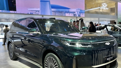 체리 T1T: 3열 시트를 갖춘 대형 SUV 공개, 1,400km 주행 가능 거리 자랑.