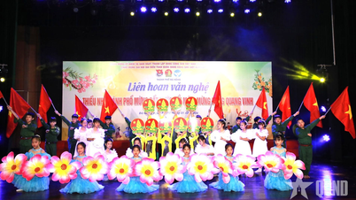À Da Nang, les enfants célèbrent le renouveau du pays et la glorieuse fête nationale.