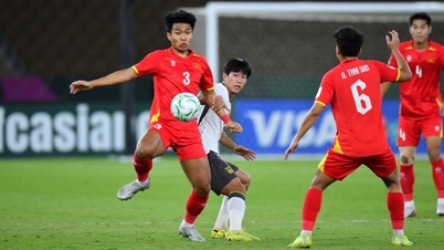 Why did Li De receive a red card and why was China U23's goal disallowed?