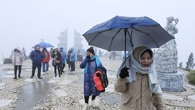 Norra Vietnam upplever intensiv kyla med splittrat regn och en kraftig temperatursänkning.