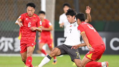 準決勝で敗れたベトナムU23は、韓国U23と3位を争う。