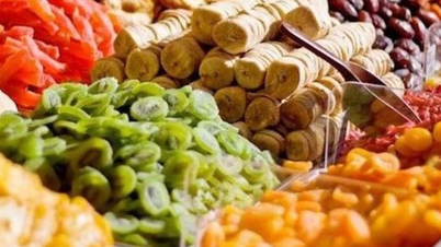 Revelar públicamente los establecimientos que violan las normas de seguridad alimentaria durante el Año Nuevo Lunar del Caballo (2016).
