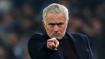 Trener Mourinho staje przed wyzwaniem w Turynie.