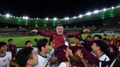 Der Trainer der chinesischen U23-Nationalmannschaft verrät das Geheimnis, wie man die vietnamesische U23-Nationalmannschaft besiegt.