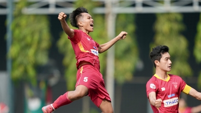 Hong Bang Uluslararası Üniversitesi ile Van Lang Üniversitesi: Gol averajı üzerinden yarışıyorlar.