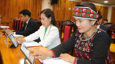 Partikomiteen i Lao Cai provinsielle folkeråd implementerer resolutt utviklingen av vitenskap, teknologi, innovasjon og digital transformasjon.